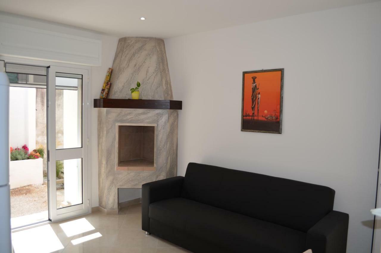 Casa Low Cost Tuglie Ngoại thất bức ảnh